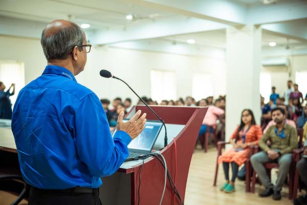 who do not wish to pursue a job after college